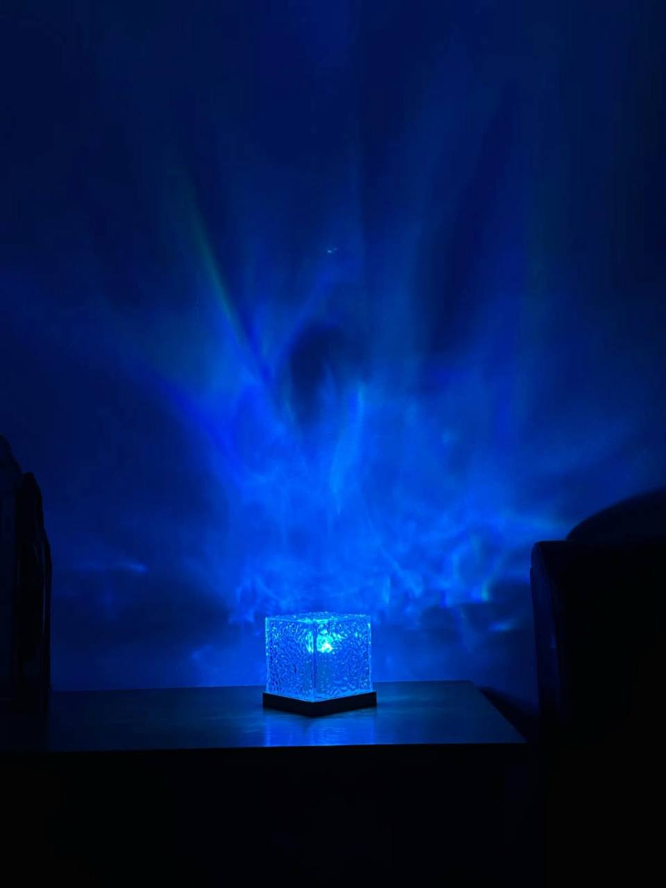 AuroraWave Projector